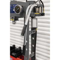 YK309FAH.V2_ACT_PUMPING_HANDLE_DFC1169104.png